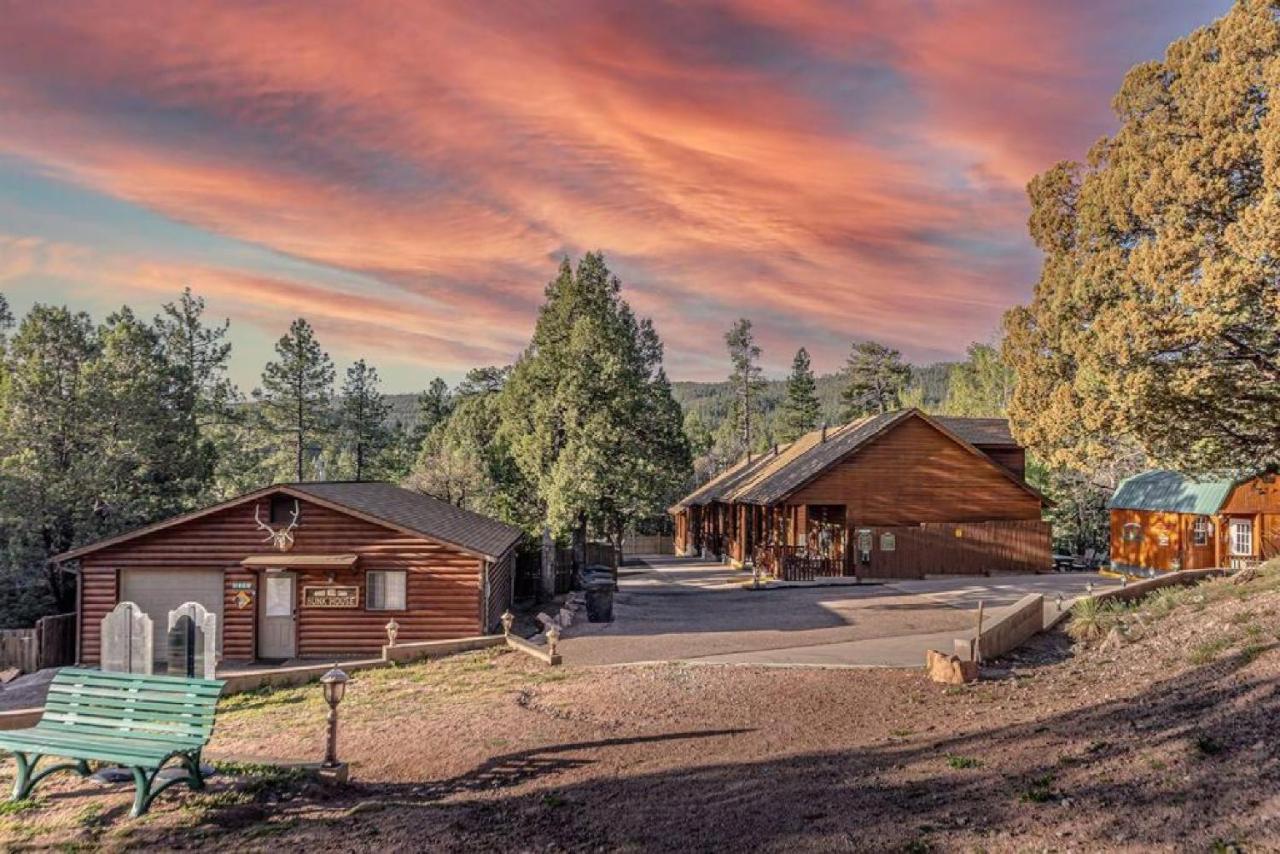 Cabin #3 Rainbow Trout - Pet Friendly- Sleeps 6 - Playground & Game Room Payson Kültér fotó